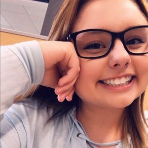 Meet your Posher, Kiley